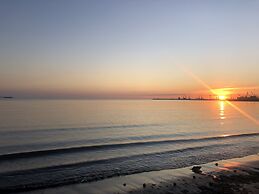 Sunrise Hotel Çameria