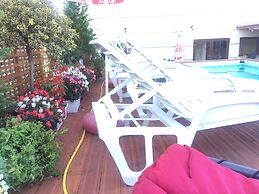 Sunrise Hotel Çameria