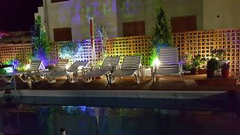 Sunrise Hotel Çameria