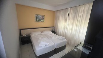 Sunrise Hotel Çameria