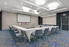 Holiday Inn Express & Suites Houston - Memorial City Centre by IHG