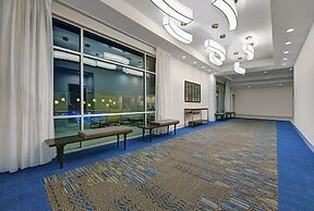 Holiday Inn Express & Suites Houston - Memorial City Centre by IHG