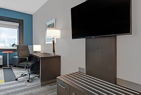 Holiday Inn Express & Suites Houston - Memorial City Centre by IHG
