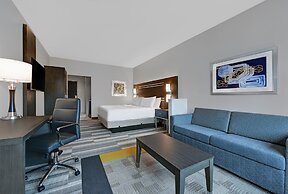 Holiday Inn Express & Suites Houston - Memorial City Centre by IHG