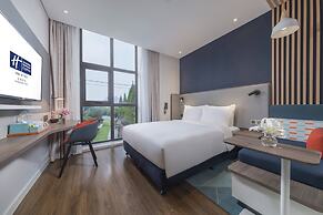 Holiday Inn Express Shanghai Gubei by IHG