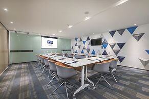 Holiday Inn Express Shanghai Gubei by IHG