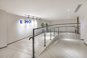 Holiday Inn Express Shanghai Gubei by IHG