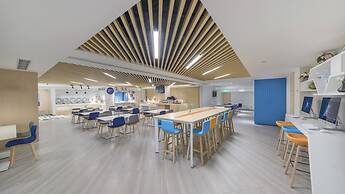 Holiday Inn Express Shanghai Gubei by IHG