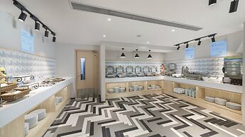 Holiday Inn Express Shanghai Gubei by IHG