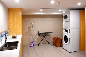 Holiday Inn Express Shanghai Gubei by IHG