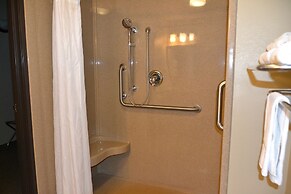 Carrington Inn & Suites