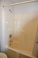 Carrington Inn & Suites