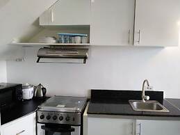 The Persimmon Cebu by Sleepingpong