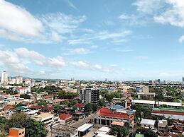 The Persimmon Cebu by Sleepingpong