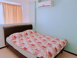 The Persimmon Cebu by Sleepingpong