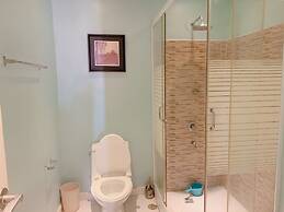 The Persimmon Cebu by Sleepingpong