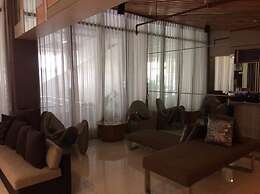 The Persimmon Cebu by Sleepingpong