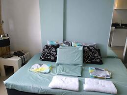 The Persimmon Cebu by Sleepingpong