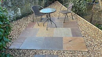 STABLE HOUSE - Near Windsor Castle