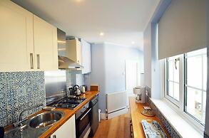 STABLE HOUSE - Near Windsor Castle