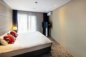 The Best Jeju Seongsan Hotel