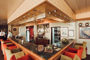 Hotel Grand