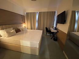 Hotel Grand