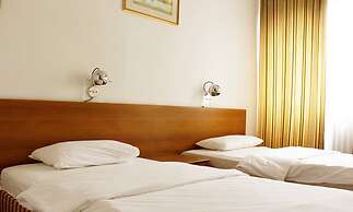 Hotel Grand
