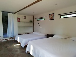 Hierba Buena Eco Hostel