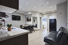 Toronto Rooms and Suites