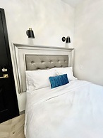 Toronto Rooms and Suites