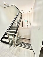 Toronto Rooms and Suites