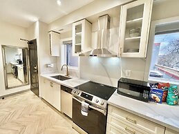 Toronto Rooms and Suites