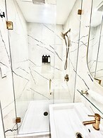 Toronto Rooms and Suites