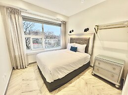 Toronto Rooms and Suites