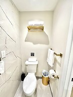 Toronto Rooms and Suites