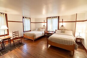 Shaker Village of Pleasant Hill