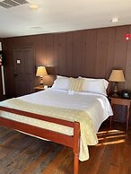 Shaker Village of Pleasant Hill