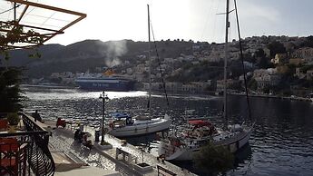 Symi Port View Apartment