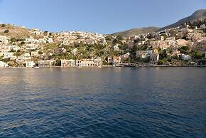 Symi Port View Apartment