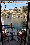 Symi Port View Apartment