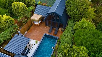 Adesa Bungalow Hotel