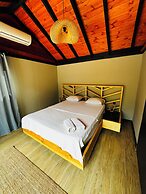 Adesa Bungalow Hotel