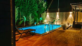 Adesa Bungalow Hotel