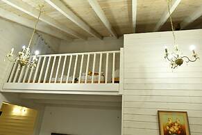 Shlomo Cabins Boutique