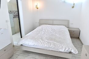Shlomo Cabins Boutique