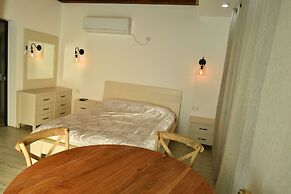Shlomo Cabins Boutique
