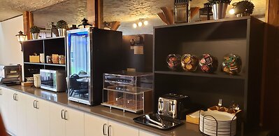 Super 8 by Wyndham Spruce Grove