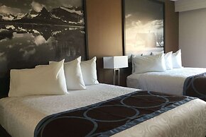 Super 8 by Wyndham Spruce Grove