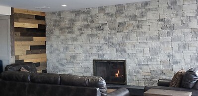 Super 8 by Wyndham Spruce Grove